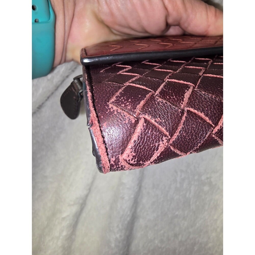 Dual Color Bottega Veneta Wallet with Entrupy Cert - Picture 8 of 10